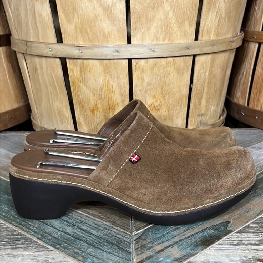 Ecco Danish Design Tan Brown Suede Slip-On Comfort Mule Clogs Women Size 8 EU 39